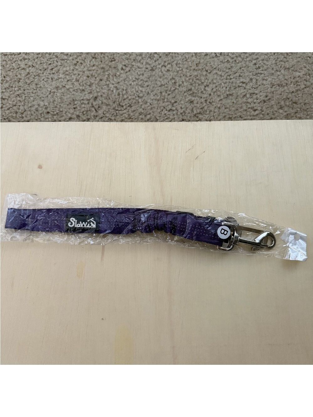 New SlowTon Adjustable Dog Car Seat Belt. Purple.